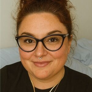 Meet your Posher, Emily